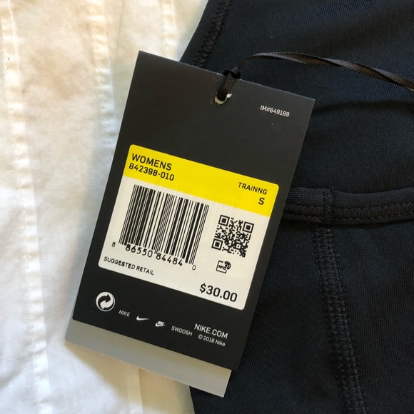 NWT Black Nike Sports Bra - Picture 3 of 3